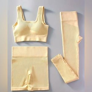 3 pieces exercise suit